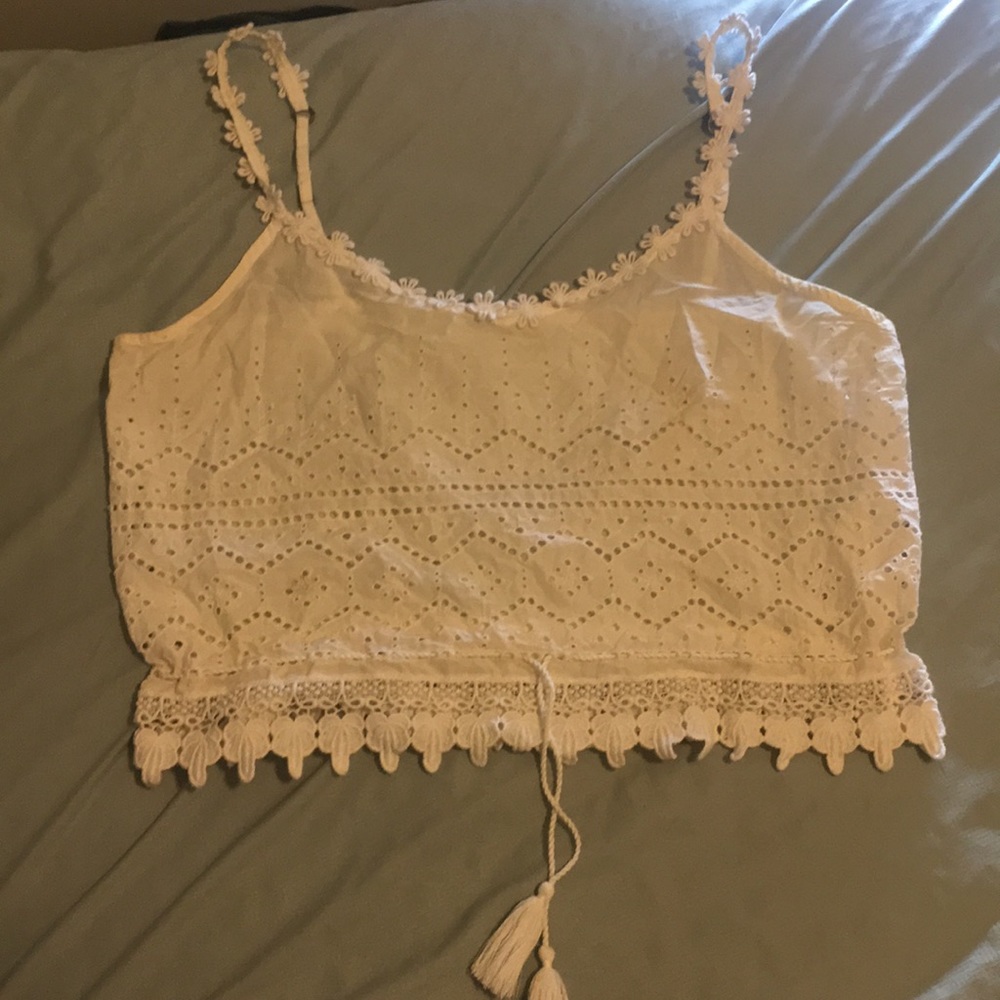 Cute white lace crop top!